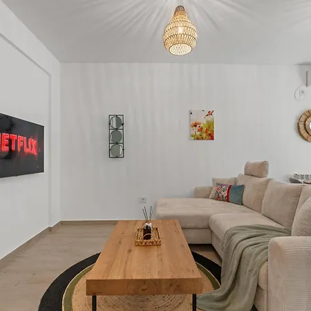 Olive In Meraki & Năvodari