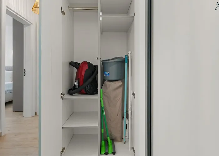 Olive In Meraki & * Năvodari