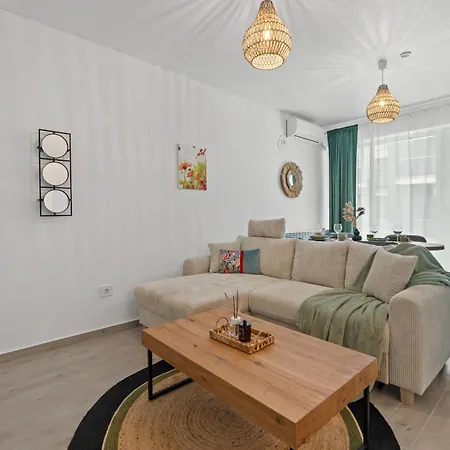 Apartament Olive In Meraki & *