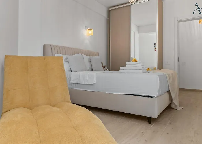 Olive In Meraki & דירה Năvodari